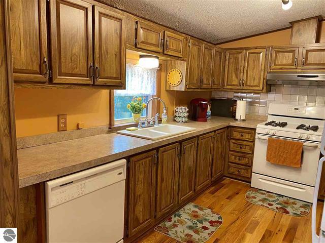 3570 Seaman Road Wellston, MI 49689 - Photo 7 of 47 7