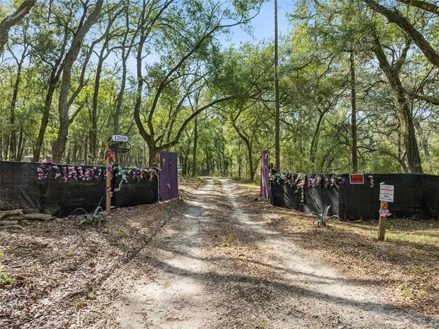 $459,000 | 1208 D Arcy Road, Lady Lake, FL 32159