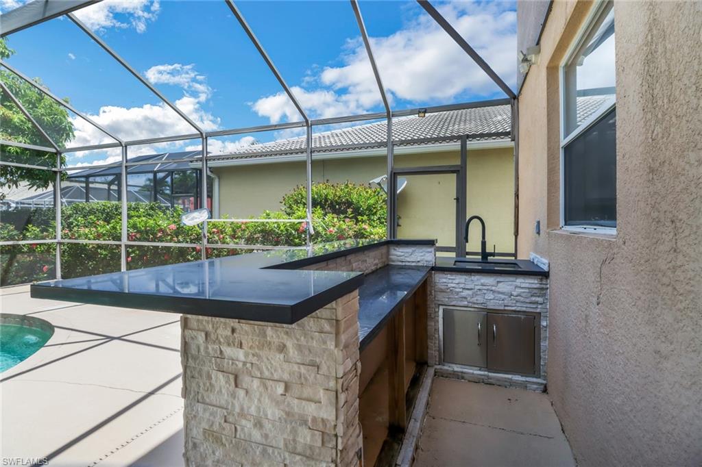 8271 Laurel Lakes Way Naples, FL 34119 - Photo 6 of 33