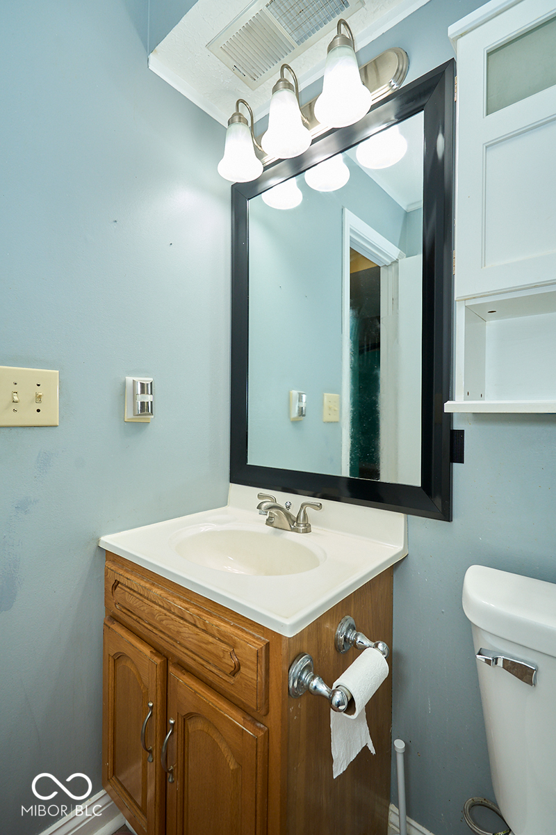 1165 Apple Valley Road Greenwood, IN 46142 - Photo 27 of 39