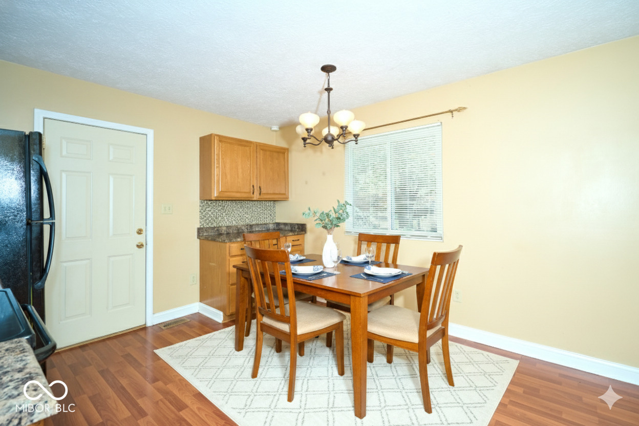 1165 Apple Valley Road Greenwood, IN 46142 - Photo 8 of 39