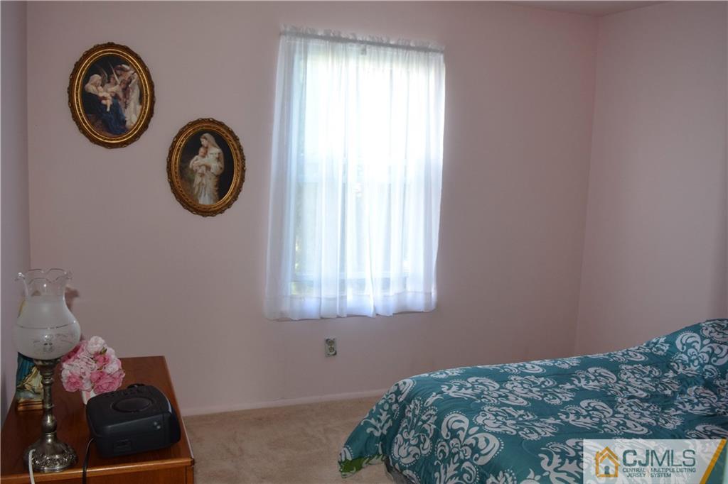 14 Rainford Road Edison, NJ 08820 - Photo 14 of 25 Gallery Image 14