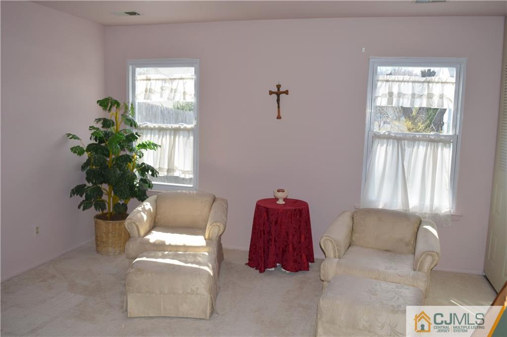 14 Rainford Road Edison, NJ 08820 - Photo 15 of 25 Gallery Image 15