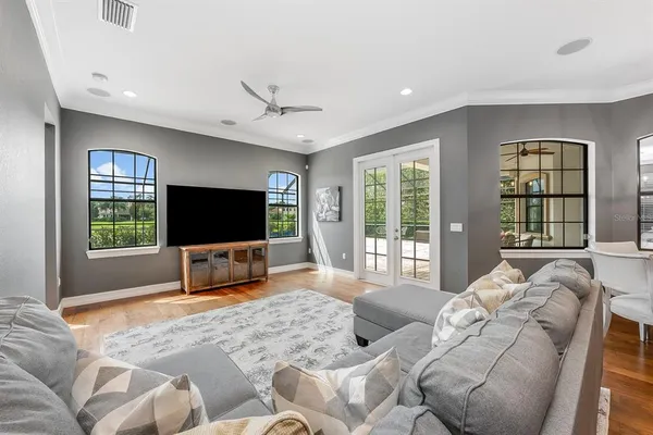 $1,125,000 | 9833 Hatton Circle, Orlando, FL 32832