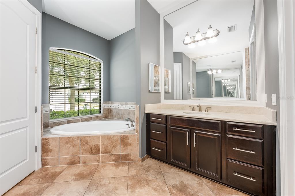 9833 Hatton Circle Orlando, FL 32832 - Photo 18 of 45