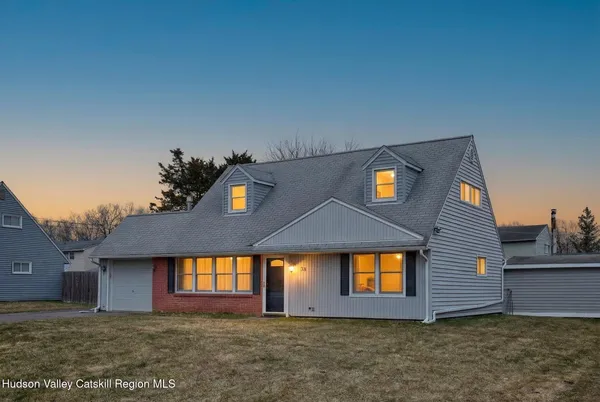 $400,000 | 38 Dunwoodie Drive, Kingston, NY 12401