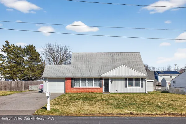 $400,000 | 38 Dunwoodie Drive, Kingston, NY 12401