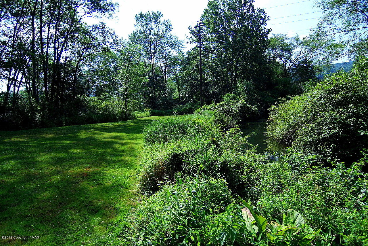 6726 Cherry Valley Road Stroudsburg, PA 18360 - Photo 14 of 75 Curve of Creek