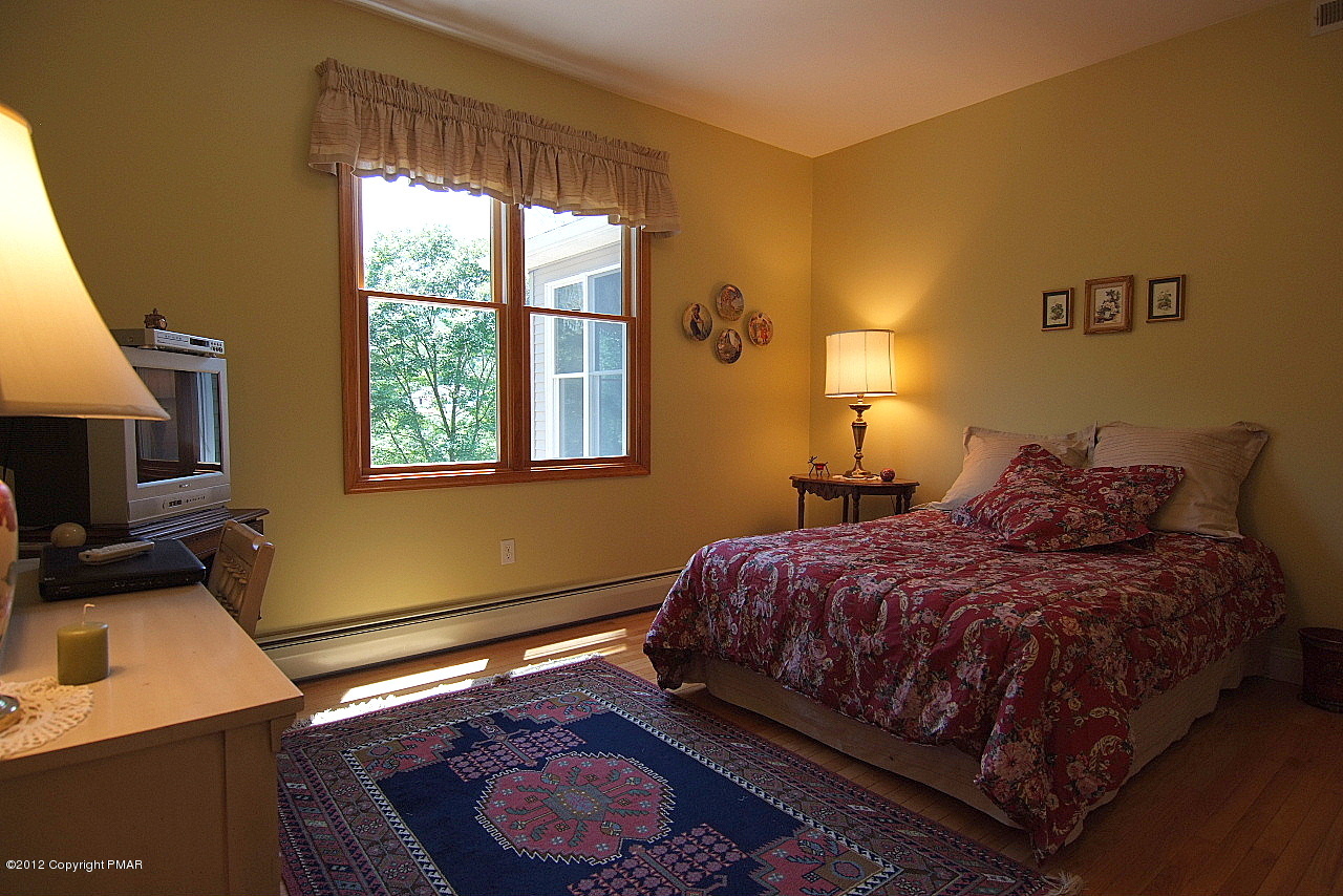 6726 Cherry Valley Road Stroudsburg, PA 18360 - Photo 36 of 75 1st Flr Bedroom