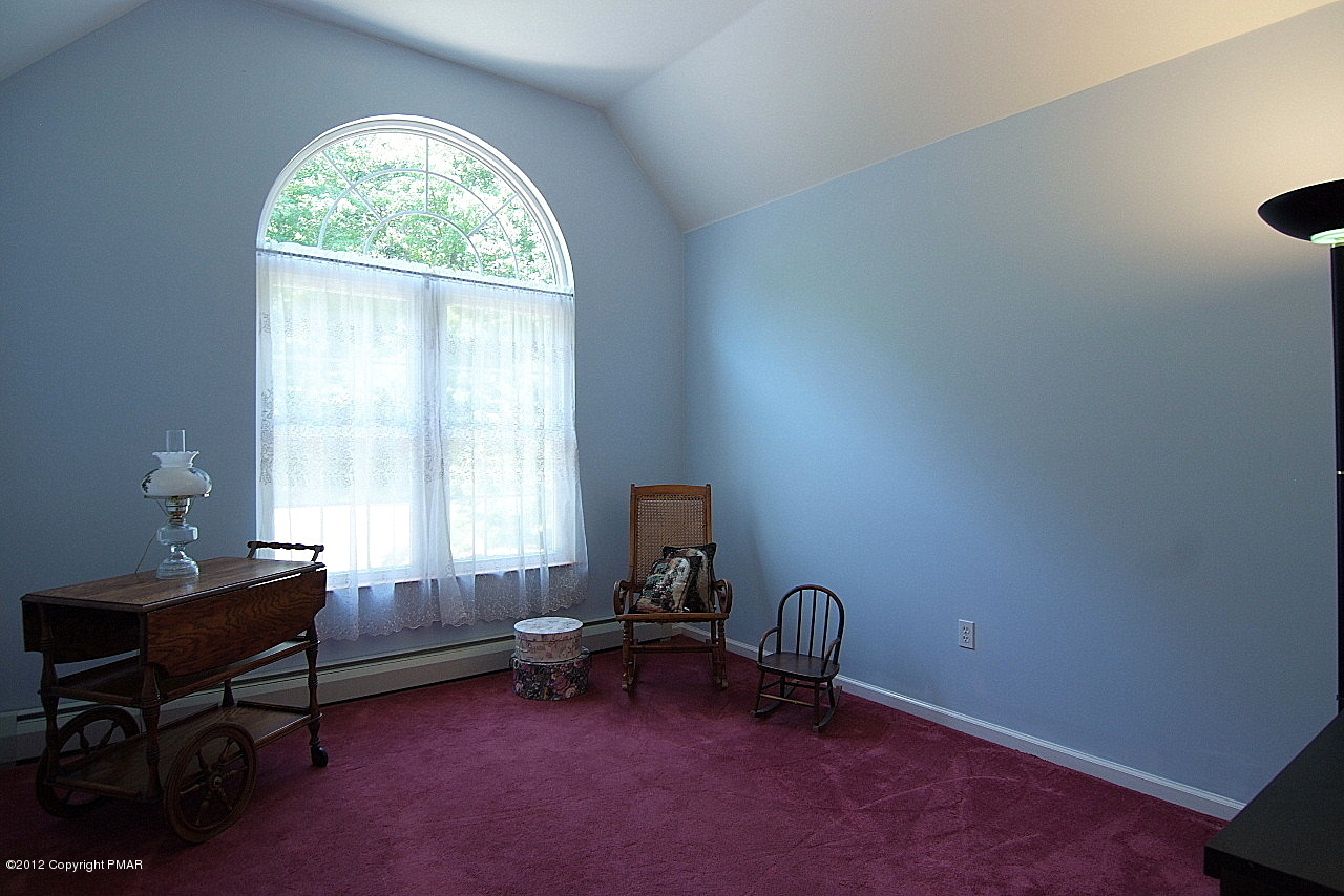 6726 Cherry Valley Road Stroudsburg, PA 18360 - Photo 48 of 75 Bedroom with Palladian Window