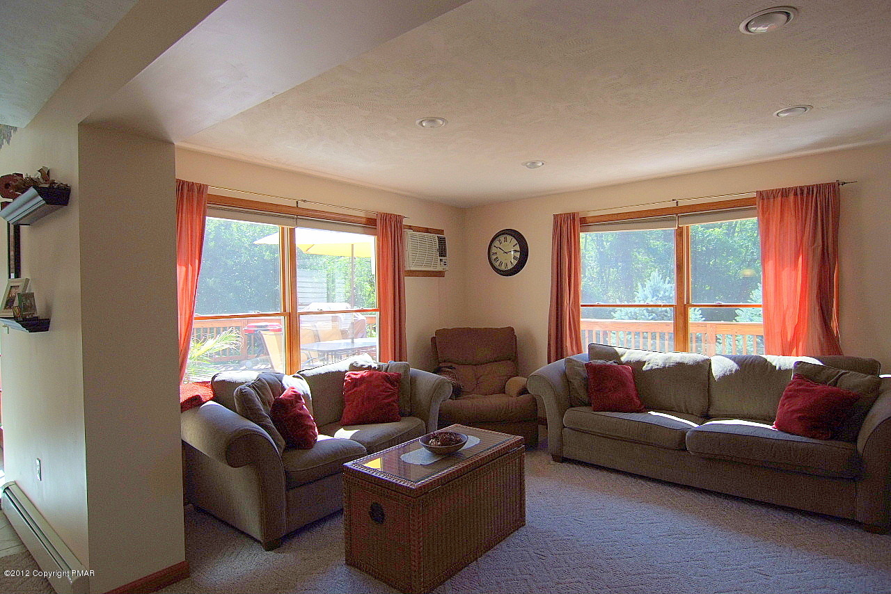 6726 Cherry Valley Road Stroudsburg, PA 18360 - Photo 55 of 75 Apt Living Room with Deck Outside
