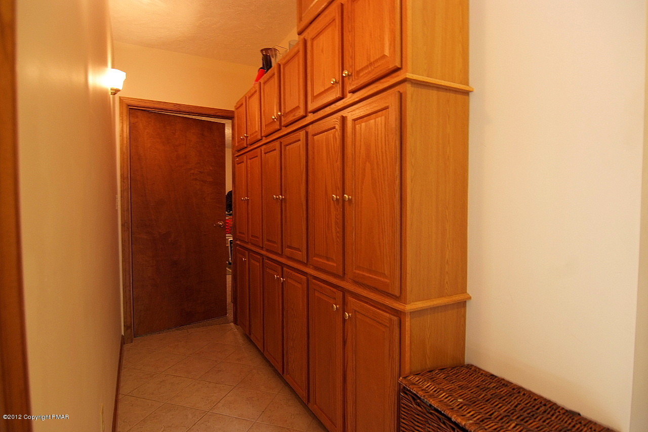 6726 Cherry Valley Road Stroudsburg, PA 18360 - Photo 58 of 75 Apt-Guest Suite Storage