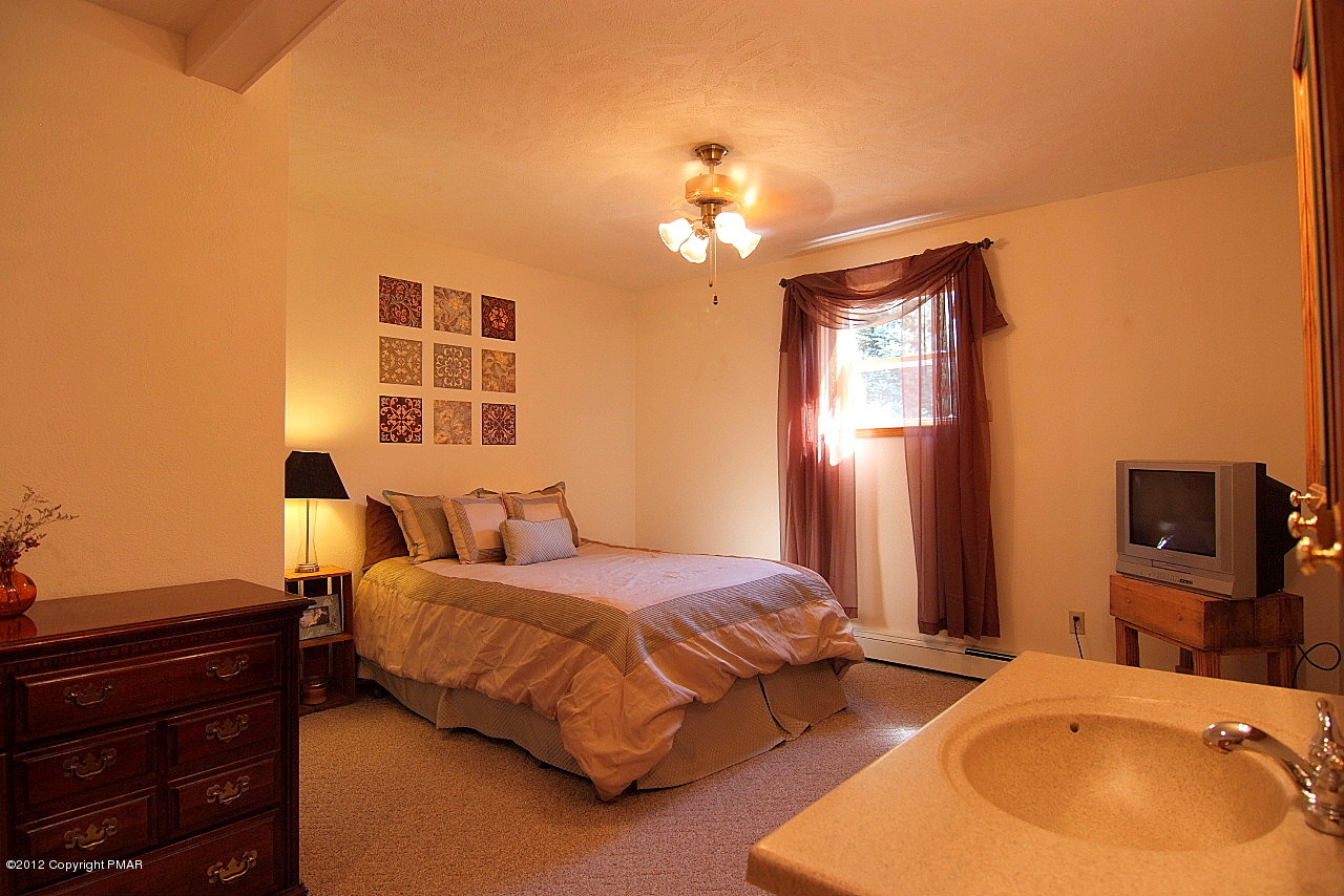 6726 Cherry Valley Road Stroudsburg, PA 18360 - Photo 59 of 75 Apt Bed 1 w/in room Vanity convenience
