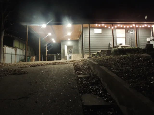 $2,250 | 1307 Deloney Street, Austin, TX 78721