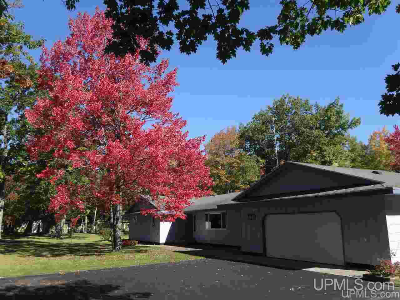 9140 .25 Road Garden, MI 49835 - Photo 5 of 46