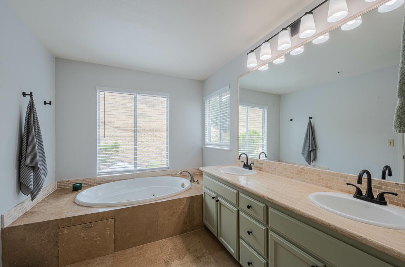 21028 Country Park Road Salinas, CA 93908 - Photo 29 of 37 Gallery Image 29