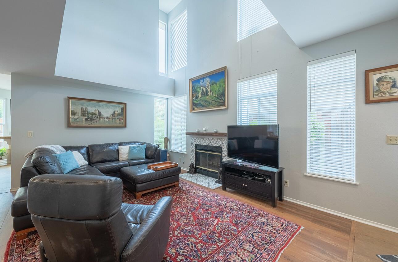 21028 Country Park Road Salinas, CA 93908 - Photo 6 of 37 Gallery Image 6