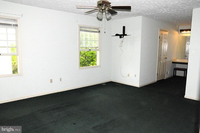 2217 Halter Lane Reston, VA 20191 - Photo 15 of 16 Master Bedroom