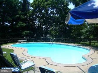 313 Rock Raymond Road Downingtown, PA 19335 - Photo 3 of 10 Gallery Image 3