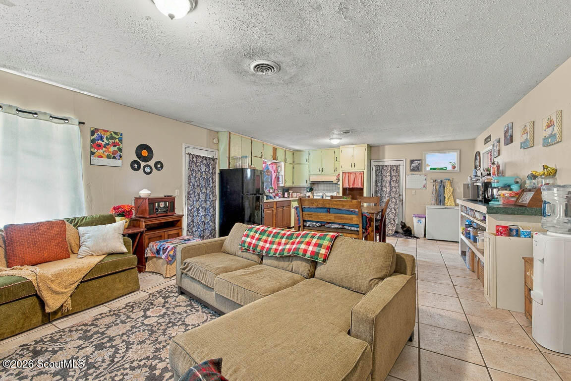 801 Oak Bluff Road Brunswick, GA 31523 - Photo 21 of 24 801oakbluff-22