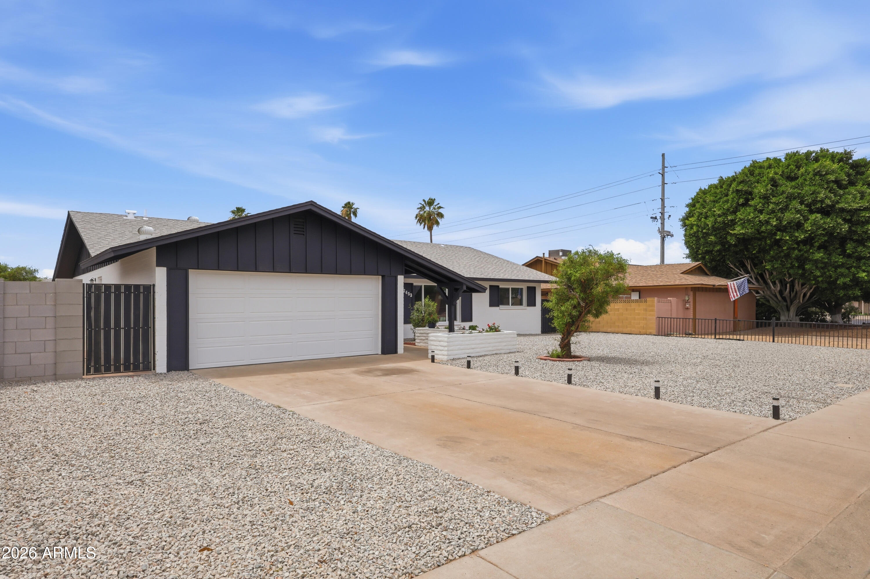 3453 West Hearn Road Phoenix, AZ 85053 - Photo 2 of 17
