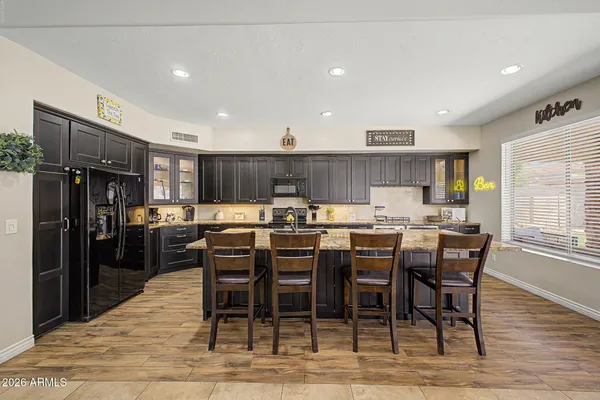 $675,000 | 6140 West Oraibi Drive, Glendale, AZ 85308
