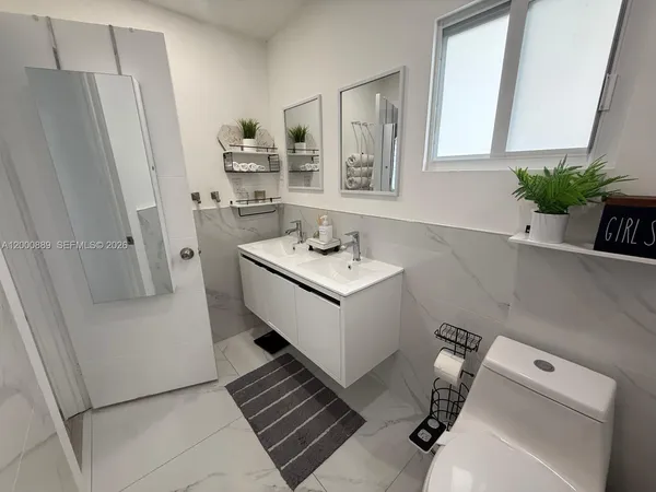 $525,000 | 6404 Meade Street, Hollywood, FL 33024