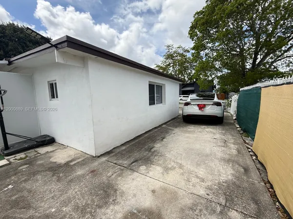 $525,000 | 6404 Meade Street, Hollywood, FL 33024