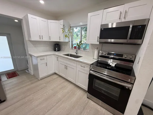 $525,000 | 6404 Meade Street, Hollywood, FL 33024