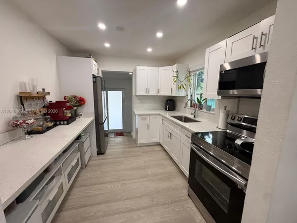 $525,000 | 6404 Meade Street, Hollywood, FL 33024