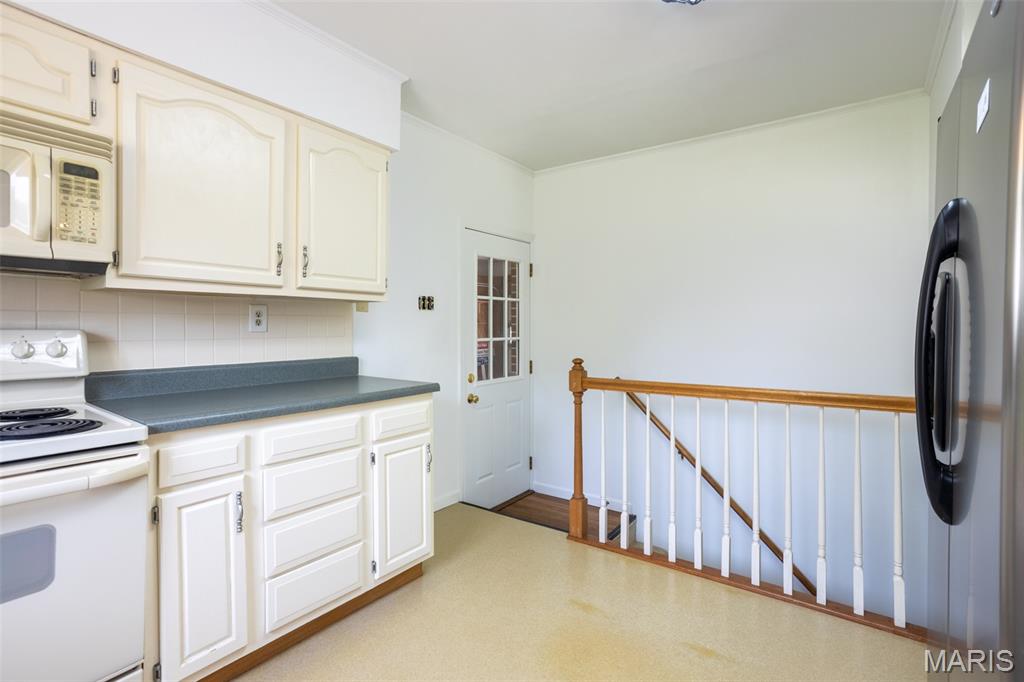 1121 Alexander Drive Festus, MO 63028 - Photo 9 of 30