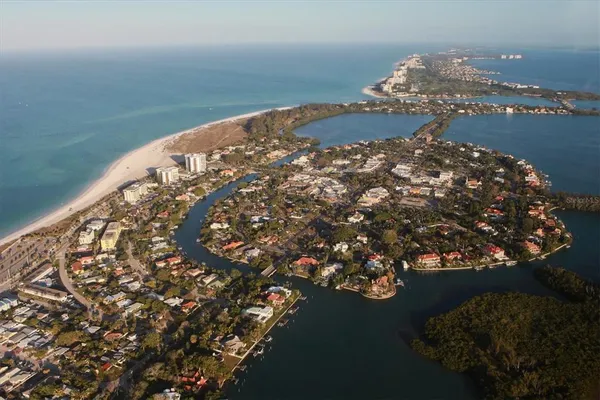 a view of lot of water