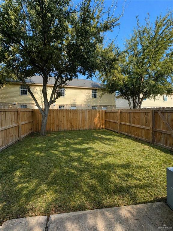 825 South Michigan Street Alton, TX 78573 - Photo 5 of 10