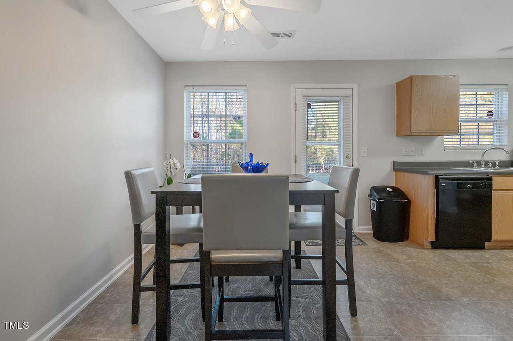 905 Ujamaa Drive Raleigh, NC 27610 - Photo 8 of 23 DSC_3151