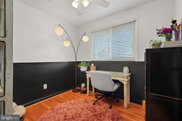 $899,900 | 2114 North Earley Street, Alexandria, VA 22302