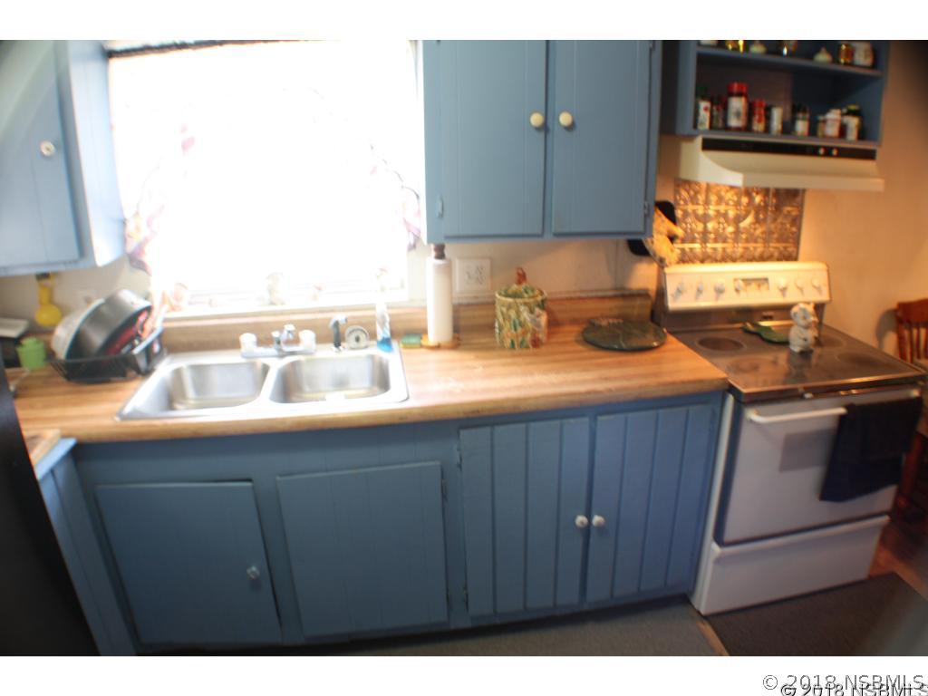 112 Riverside Terrace Edgewater, FL 32141 - Photo 4 of 13 Gallery Image 4