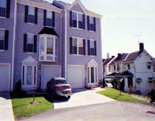4 Hemingway Street, Unit 4 Pittsburgh, PA 15213 - Photo 1 of 1 Gallery Image 1