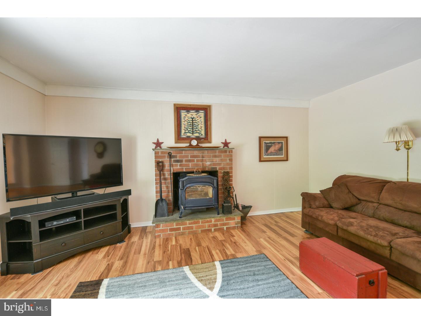 741 Meadowlark Road Audubon, PA 19403 - Photo 7 of 24 Family Room