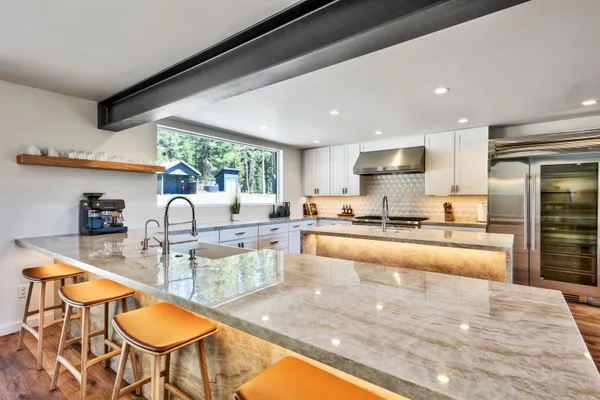 $6,888,888 | 804 Fiberboard Road, Sierraville, CA 96126