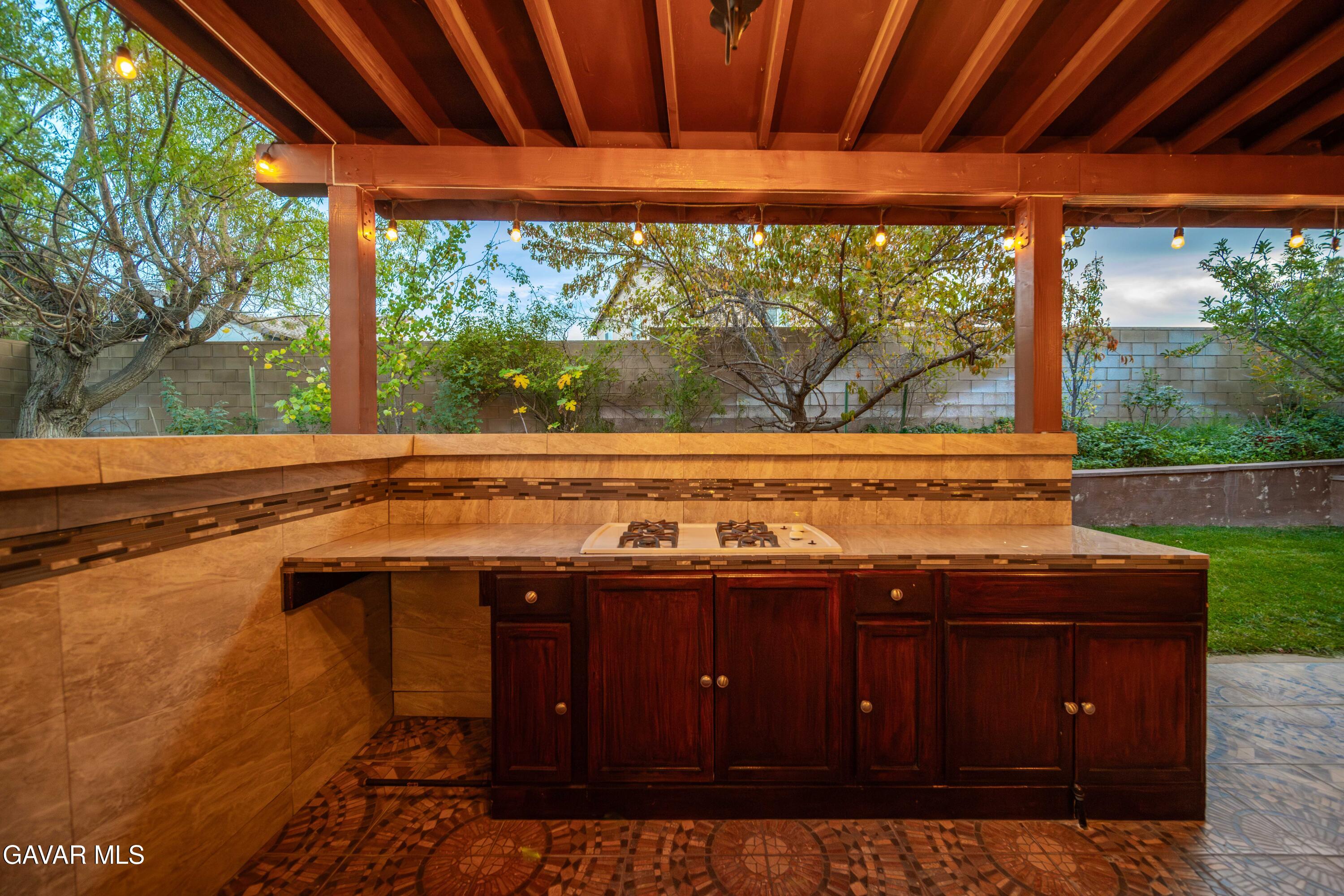 4818 Jade Court Lancaster, CA 93536 - Photo 14 of 37 32