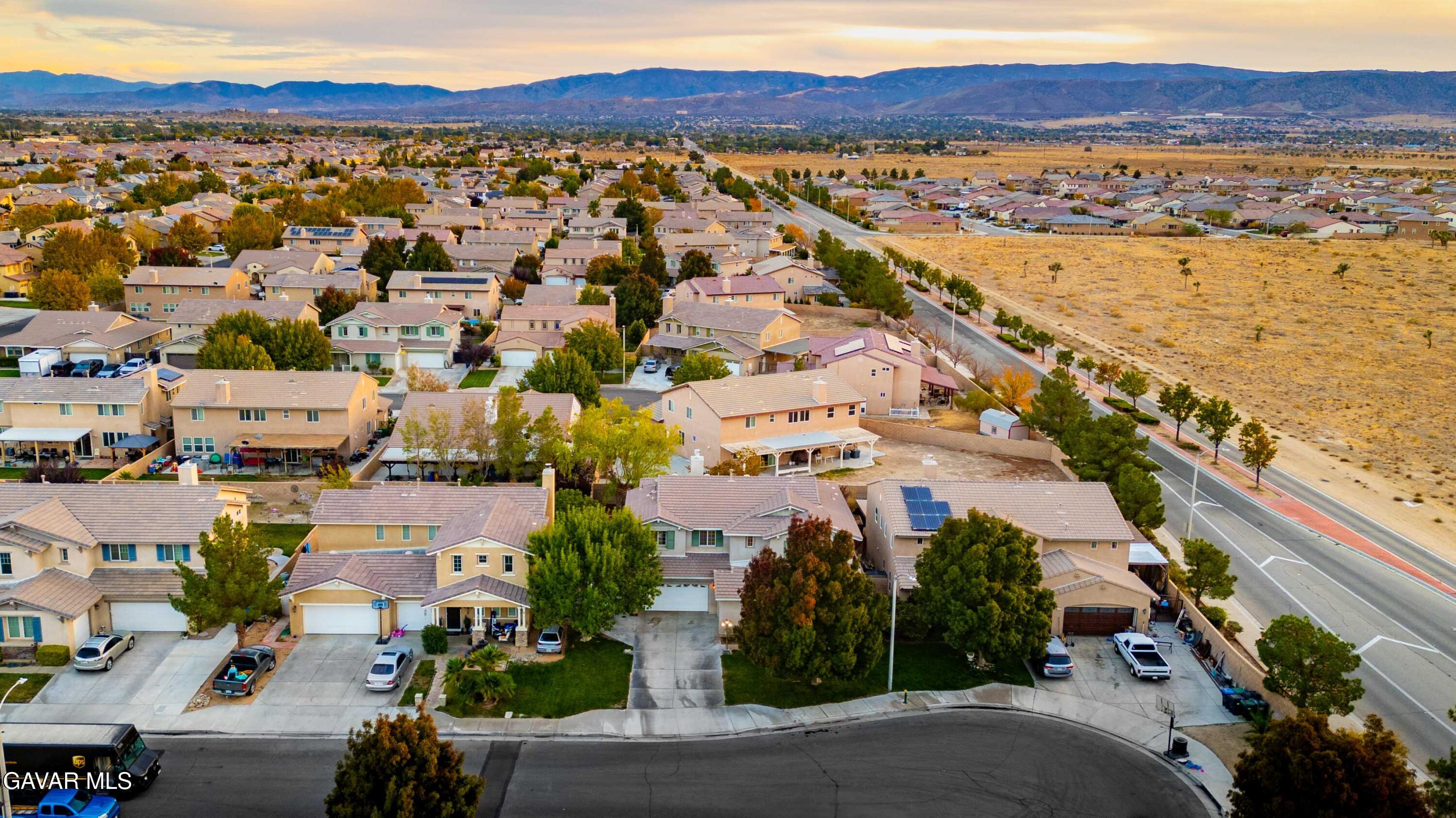4818 Jade Court Lancaster, CA 93536 - Photo 18 of 37 36