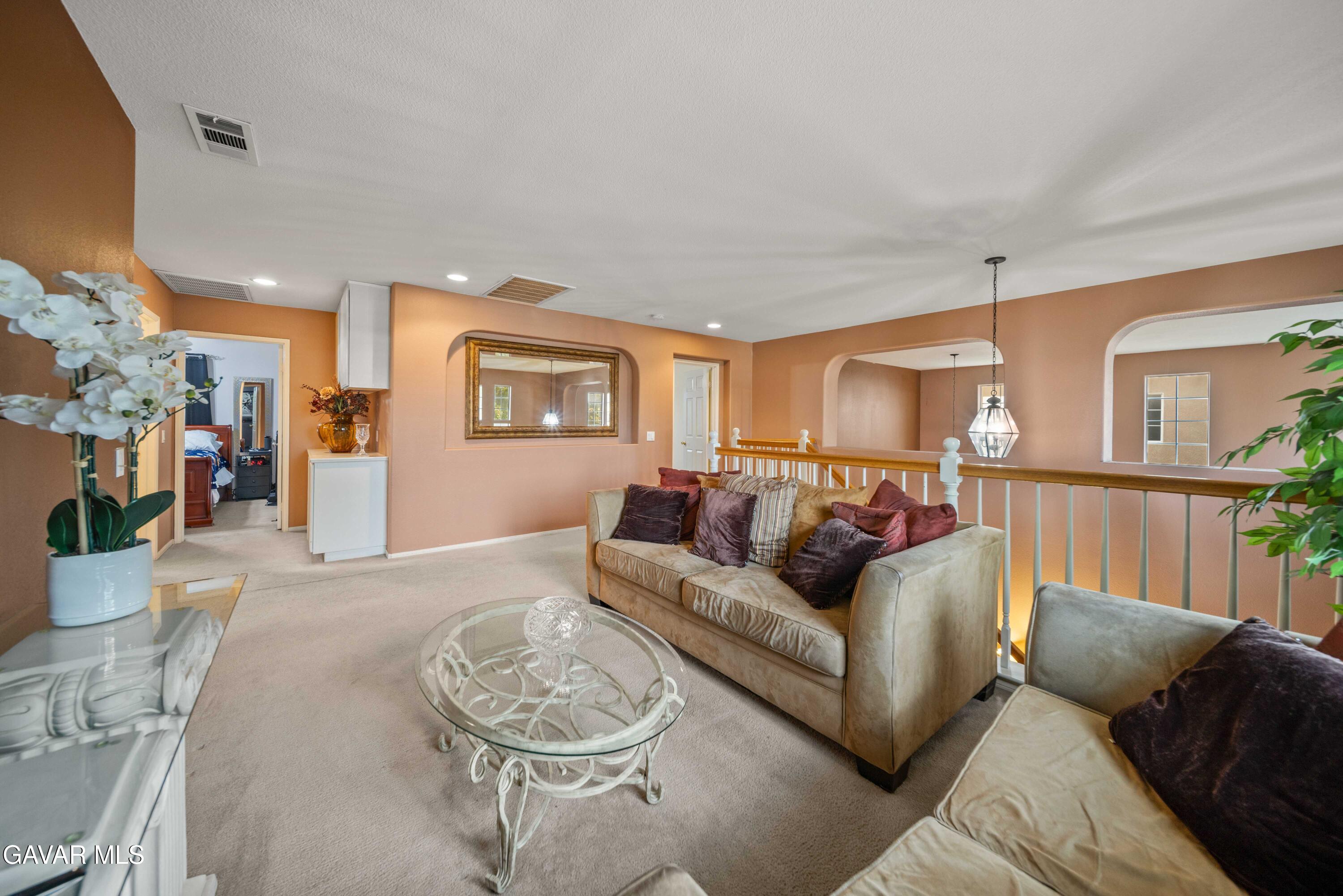 4818 Jade Court Lancaster, CA 93536 - Photo 5 of 37 23