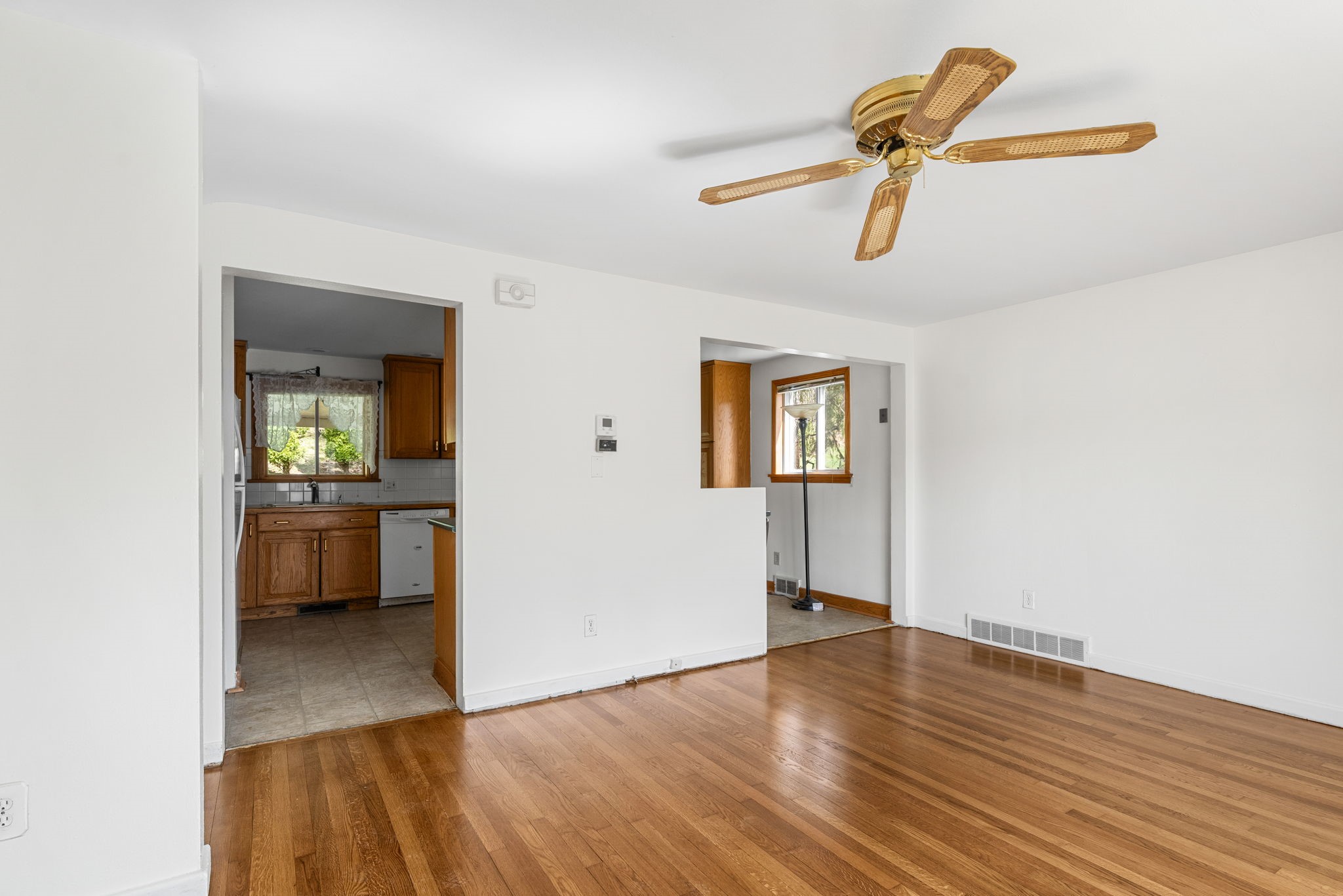 813 Country Club Road Vestal, NY 13850 - Photo 7 of 26