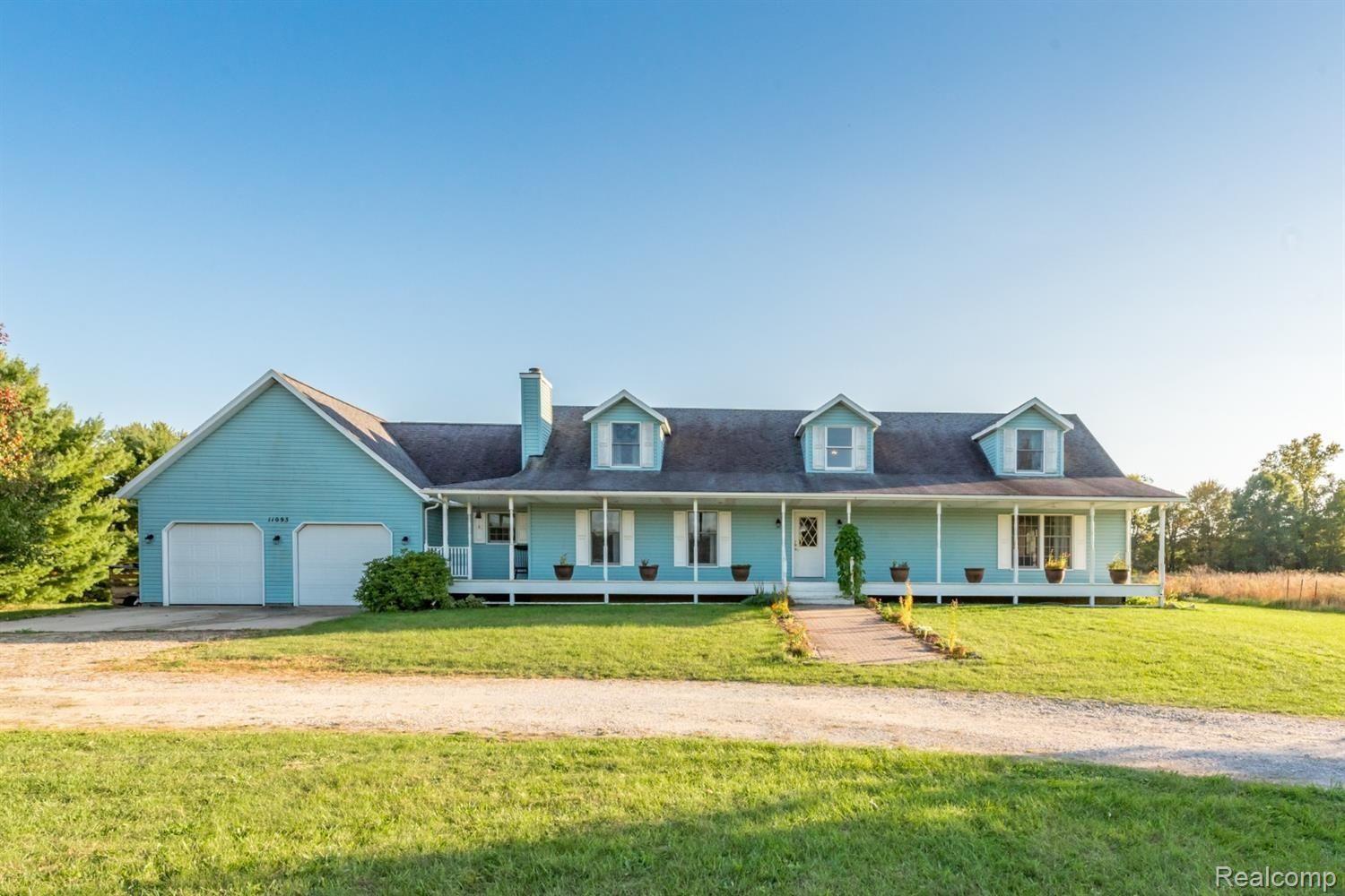 11093 Roberts Road Stockbridge, MI 49285 - Photo 2 of 41 Front.jpg