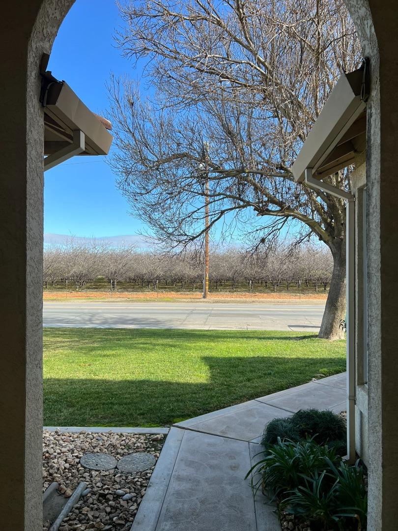 1867 Place Road Los Banos, CA 93635 - Photo 18 of 81 Gallery Image 18