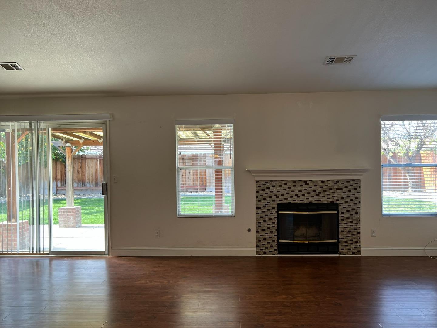 1867 Place Road Los Banos, CA 93635 - Photo 36 of 81 Gallery Image 36