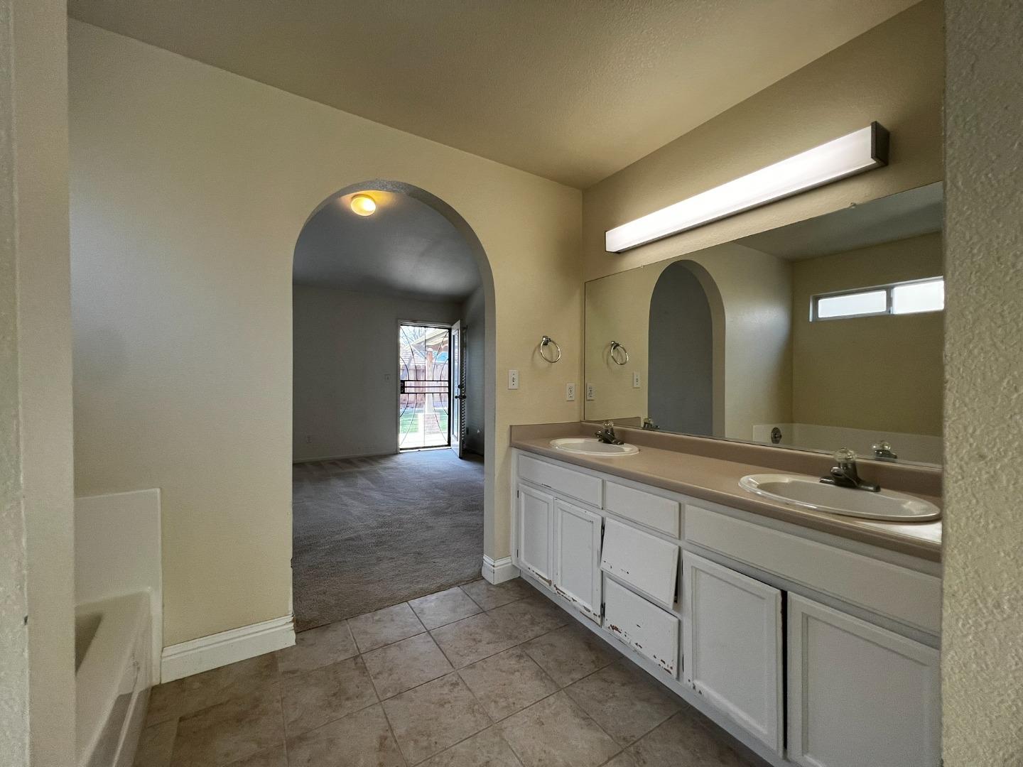 1867 Place Road Los Banos, CA 93635 - Photo 49 of 81 Gallery Image 49