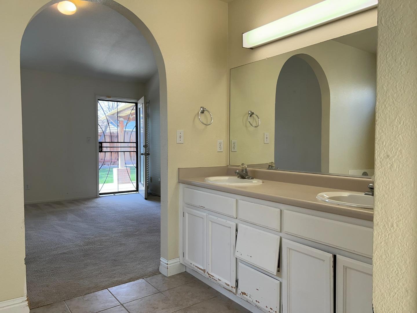 1867 Place Road Los Banos, CA 93635 - Photo 50 of 81 Gallery Image 50