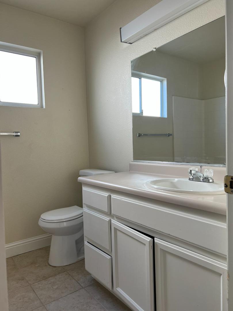 1867 Place Road Los Banos, CA 93635 - Photo 59 of 81 Gallery Image 59