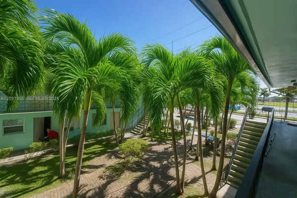 $1,650 | 855 West 29th Street, Unit 12, Hialeah, FL 33012